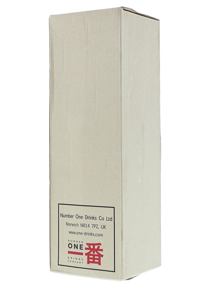 Karuizawa Vintage Single Cask 1979 ＃7752 70cl / 59.9% Box